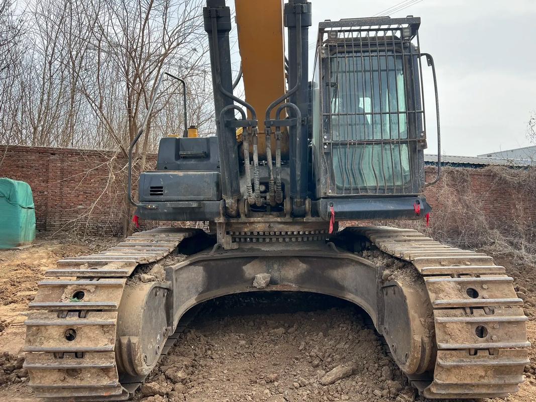 二手徐工490挖掘機(jī)帶195破碎錘及鑄造件轉(zhuǎn)讓，機(jī)會(huì)難得！